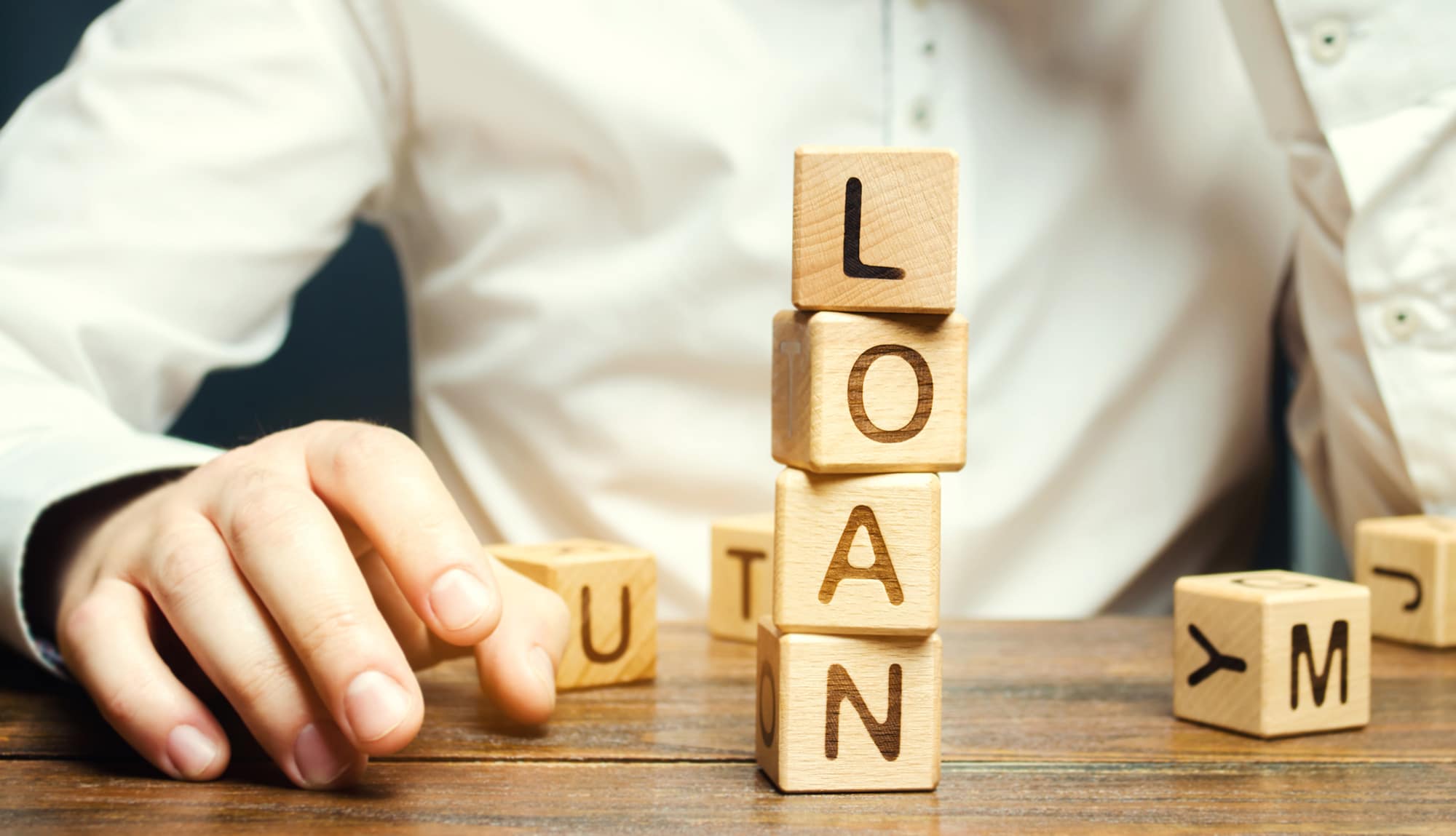 Compare Installment Loans and Lines of Credit: Profit, Risk & Compliance
